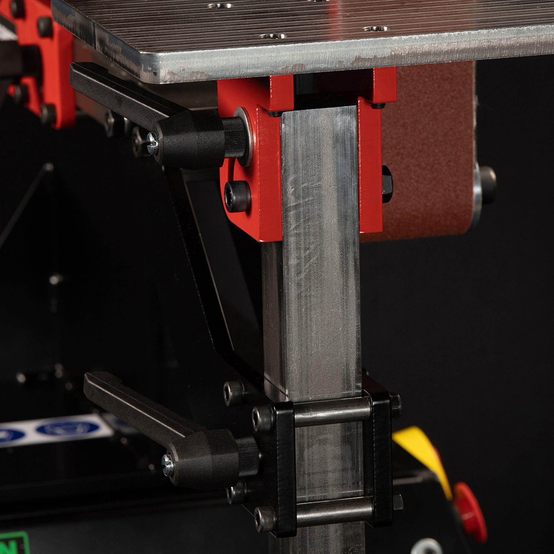 Nord Grinders® BGM-75 Stacionari juostinė šlifavimo mašina